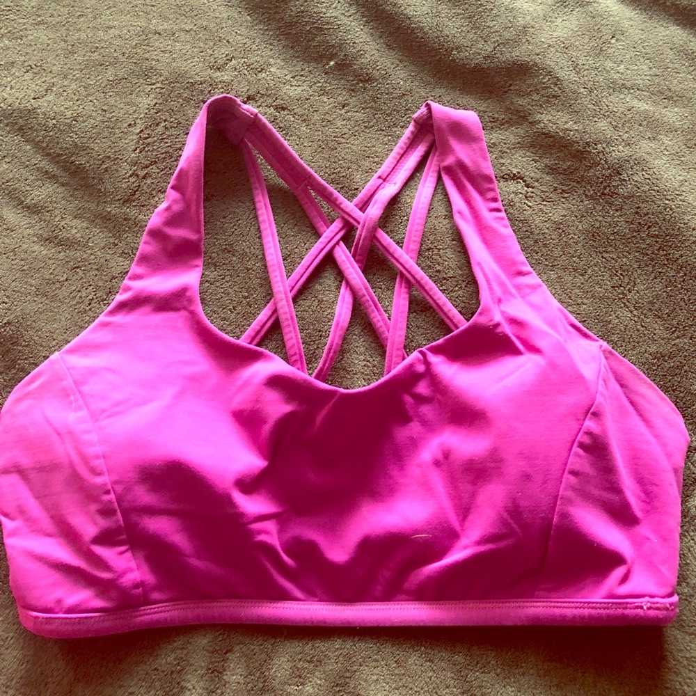 LuLulemon strappy sports bra